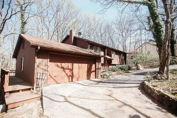 Hardy, VA 24101,50 Boulder Point DR