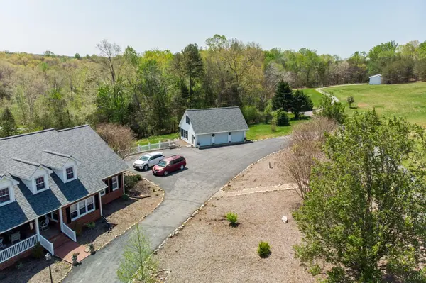 Gladys, VA 24554,552 Hughes RD