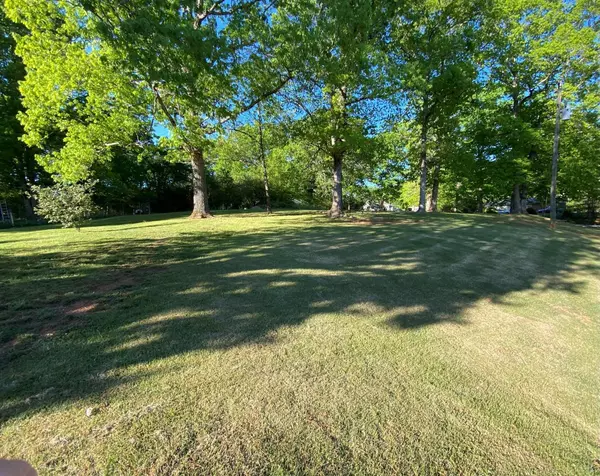 Hurt, VA 24563,793 Clover RD