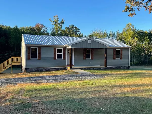 933 Winfall Rd,  Gladys,  VA 24554