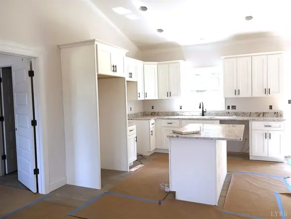 Lynchburg, VA 24501,96 Ford TER