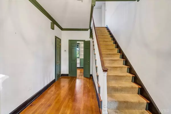 Lynchburg, VA 24503,2111 Link RD