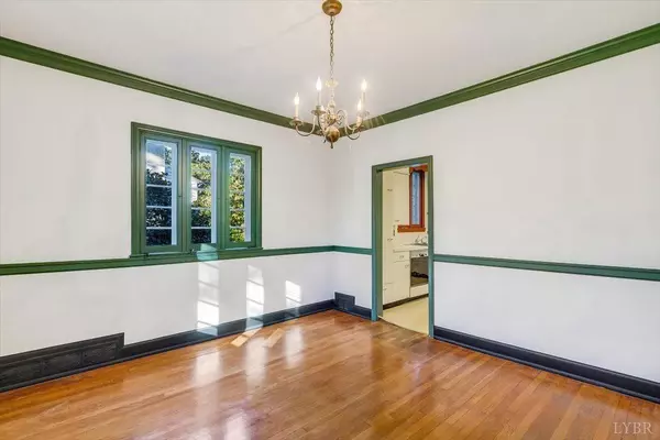 Lynchburg, VA 24503,2111 Link RD