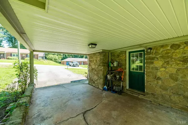 Lynchburg, VA 24502,511 Homewood Dr