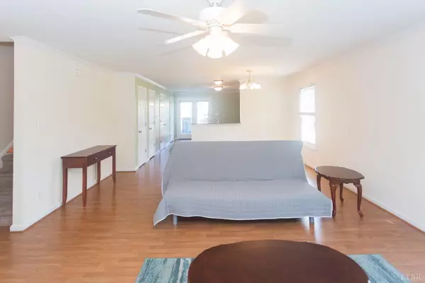 Lynchburg, VA 24502,604 Capstone DR