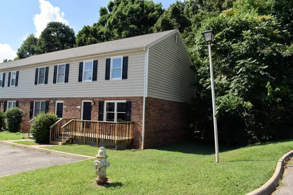 Lynchburg, VA 24502,542 Leesville RD