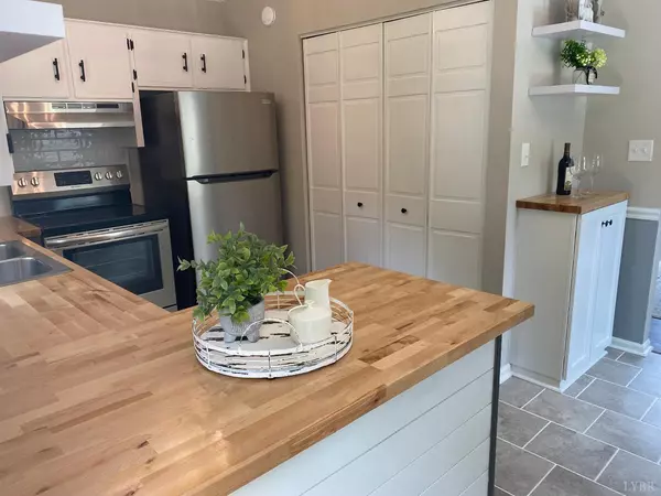 Lynchburg, VA 24504,4809 Tyreeanna RD