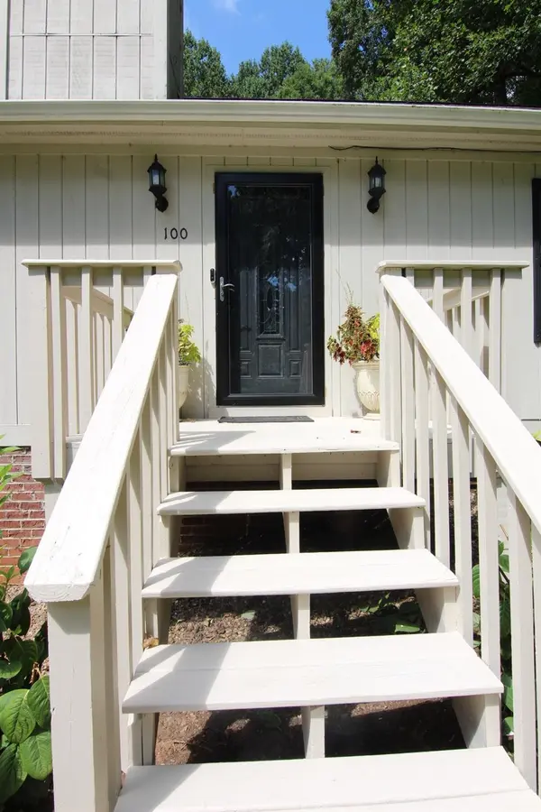 Forest, VA 24551,100 Woodville DR