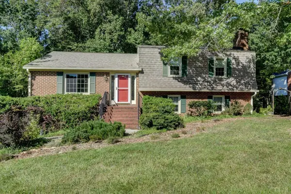 Lynchburg, VA 24502,193 Robinson DR