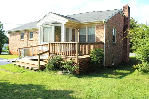 Forest, VA 24551,85 Bob CIR