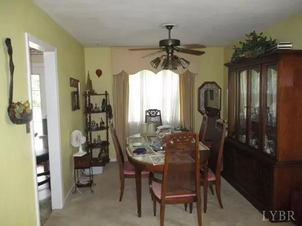 Lynchburg, VA 24503,532 Madewood RD