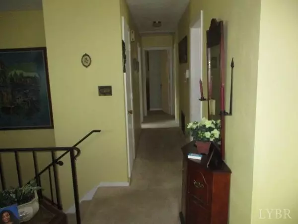 Lynchburg, VA 24503,532 Madewood RD