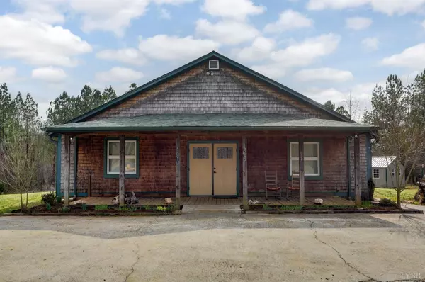 1863 Mt Airy RD, Lynch Station, VA 24571