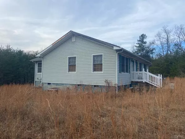 Prospect, VA 23960,852 Holiday Lake Road