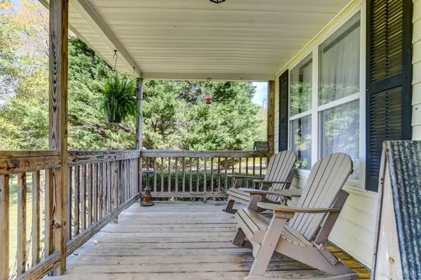 Shipman, VA 22971,324 Montreal LN