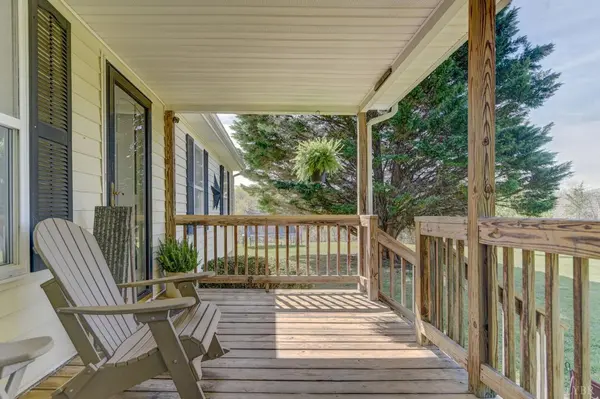 Shipman, VA 22971,324 Montreal LN