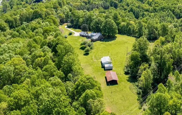 3250 White RD, Forest, VA 24551