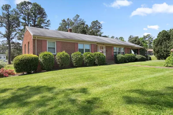 Crewe, VA 23930,106 Rock Castle AVE