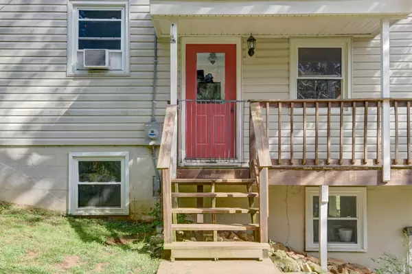 Big Island, VA 24526,1112 Twinleaf RD