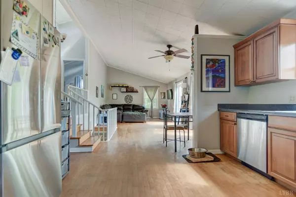 Big Island, VA 24526,1112 Twinleaf RD