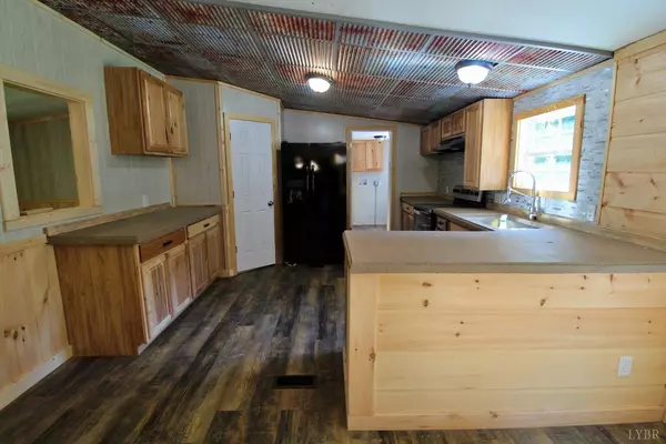 Wingina, VA 24599,182 Shelton Store RD