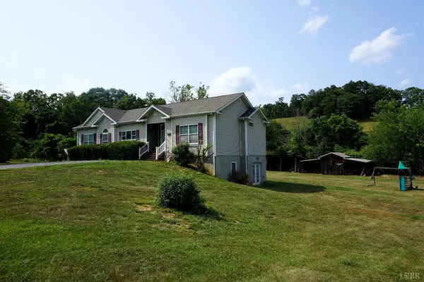 Big Island, VA 24526,1121 Red Hill RD