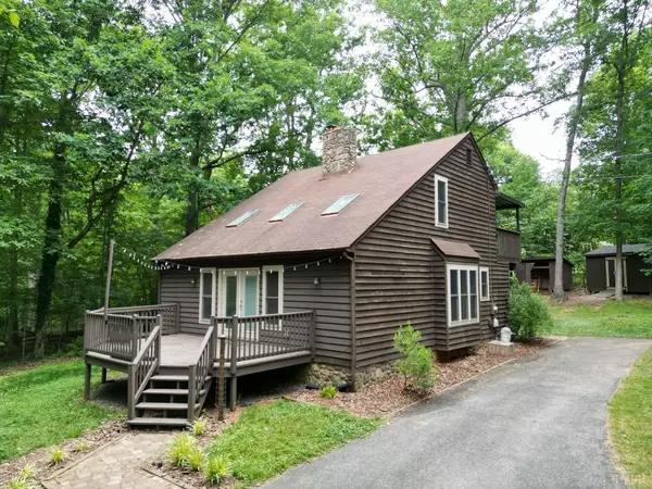 38 Lakehaven PL, Lynchburg, VA 24502