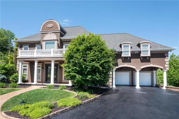 Easton, PA 18045,14 Creek View Court