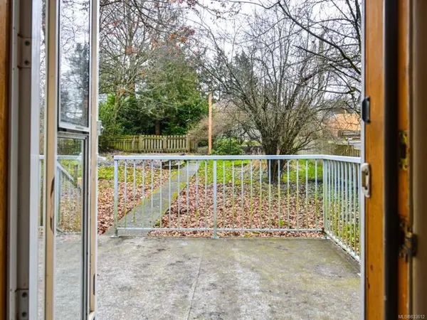 515 Pine St, Nanaimo, BC V9R 2C6