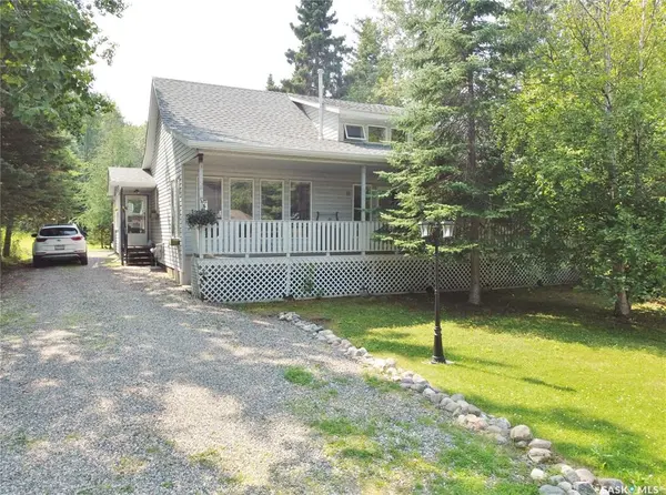 11 Clearsand DRIVE, Candle Lake, SK S0J 3E0