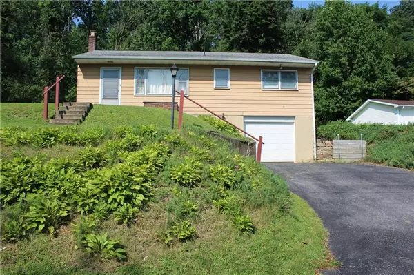 8472 PA Route 873, Washington Twp, PA 18080