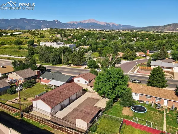 Colorado Springs, CO 80907,3713 N Chestnut ST