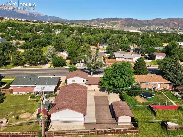 Colorado Springs, CO 80907,3713 N Chestnut ST