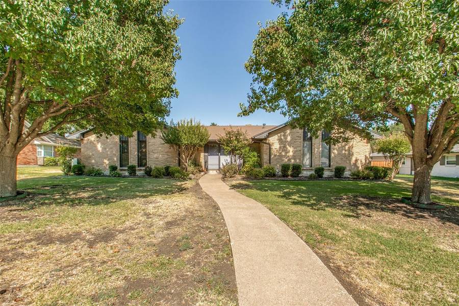 15416 Spring Creek Road, Dallas, TX 75248