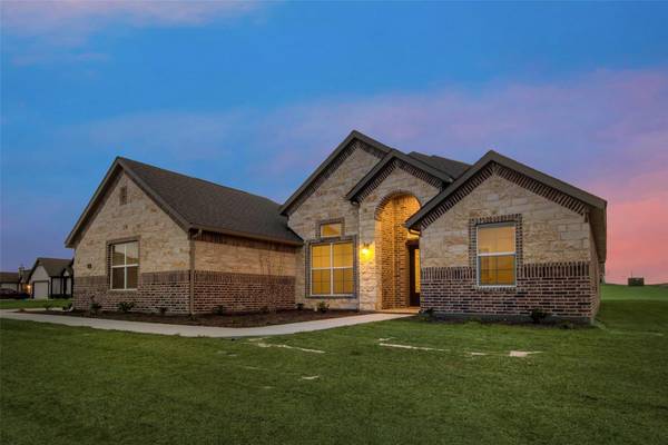 160 Spicewood Trail, Rhome, TX 76078