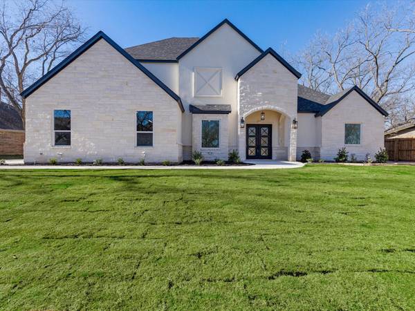 8740 S Monticello Circle, Granbury, TX 76049