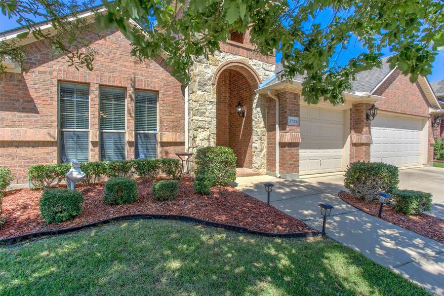 2729 Las Ventanas Trail, Fort Worth, TX 76131