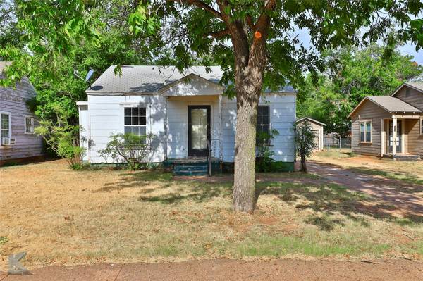 1734 Oak Street, Abilene, TX 79602