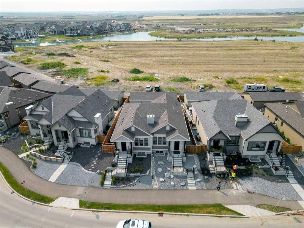 Calgary, AB T3M2Z5,782 Mahogany RD SE