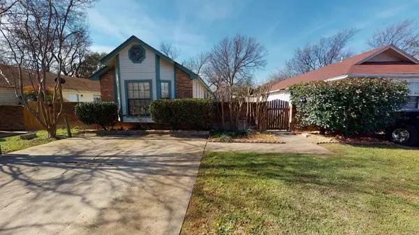 11229 Golden Triangle Circle, Fort Worth, TX 76244