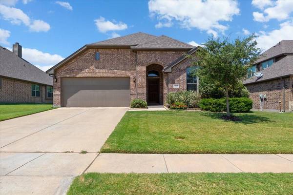 424 Thompson Drive, Van Alstyne, TX 75495