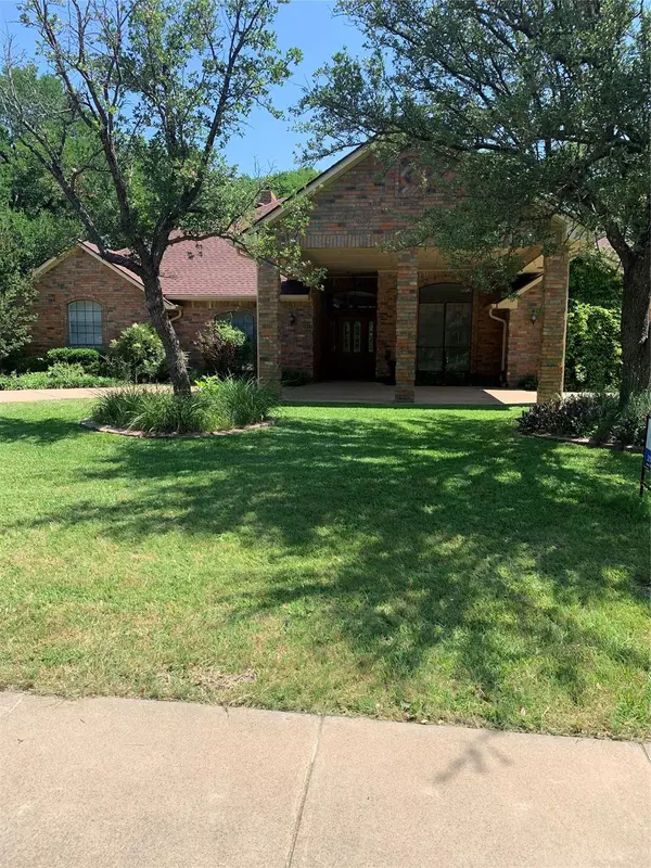 1811 Rocky Creek Drive, Duncanville, TX 75137