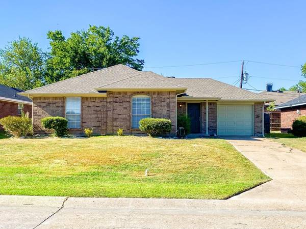 820 Brookhaven Drive, Royse City, TX 75189