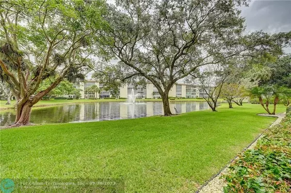 Coconut Creek, FL 33066,3005 Portofino Isle  #C1