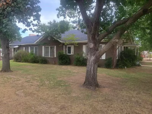 Graham, TX 76450,806 Carolina Street