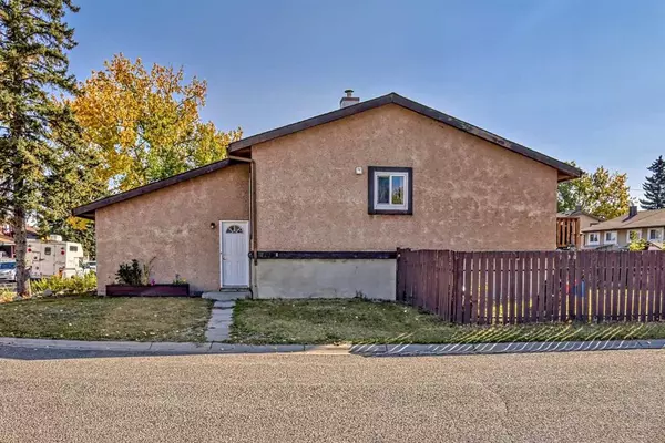 Calgary, AB T1Y 4N6,108 Pinecliff Close NE