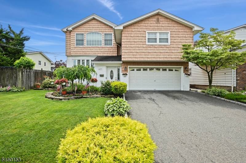 1177 Debra Dr, Linden City, NJ 07036