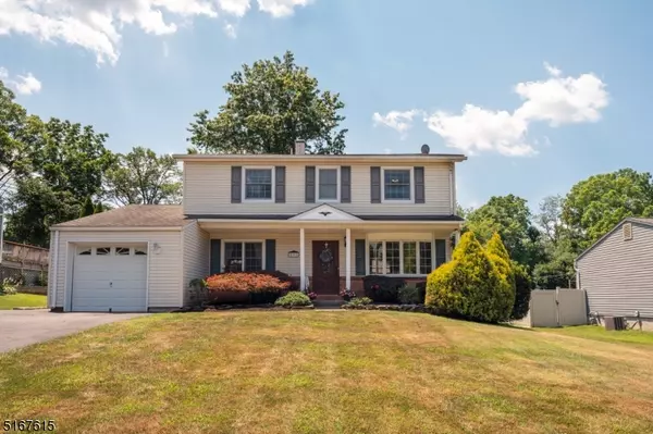 193 College View Dr, Hackettstown Town, NJ 07840