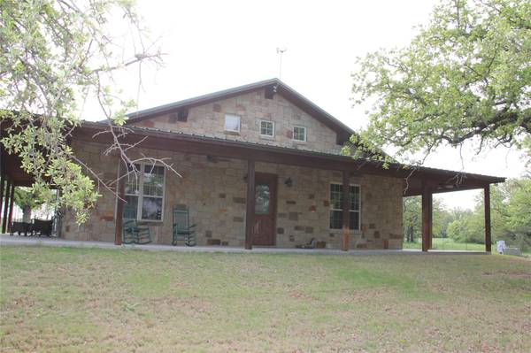 3945 Hwy 1027,  Carbon,  TX 76435