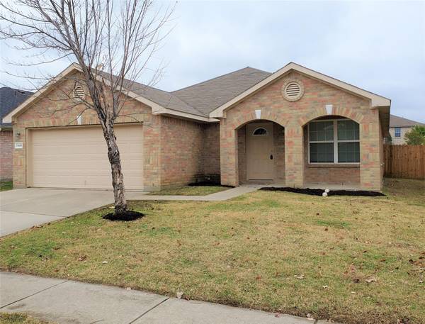 5448 San Patricio Drive, Grand Prairie, TX 75052